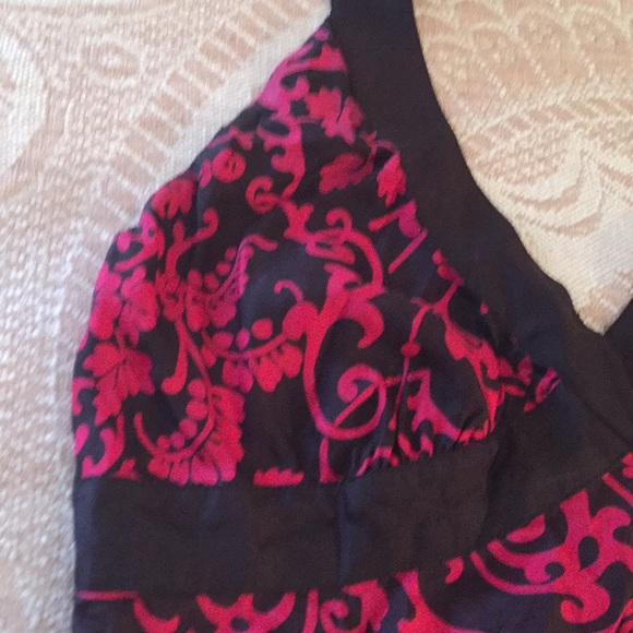 Express Silk Halter - Picture 2 of 5